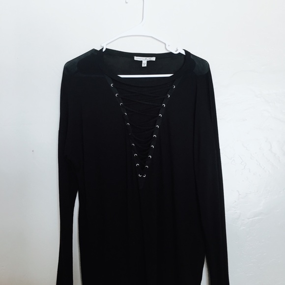 Express Black Long Sleeve Tie Up - Picture 2 of 3